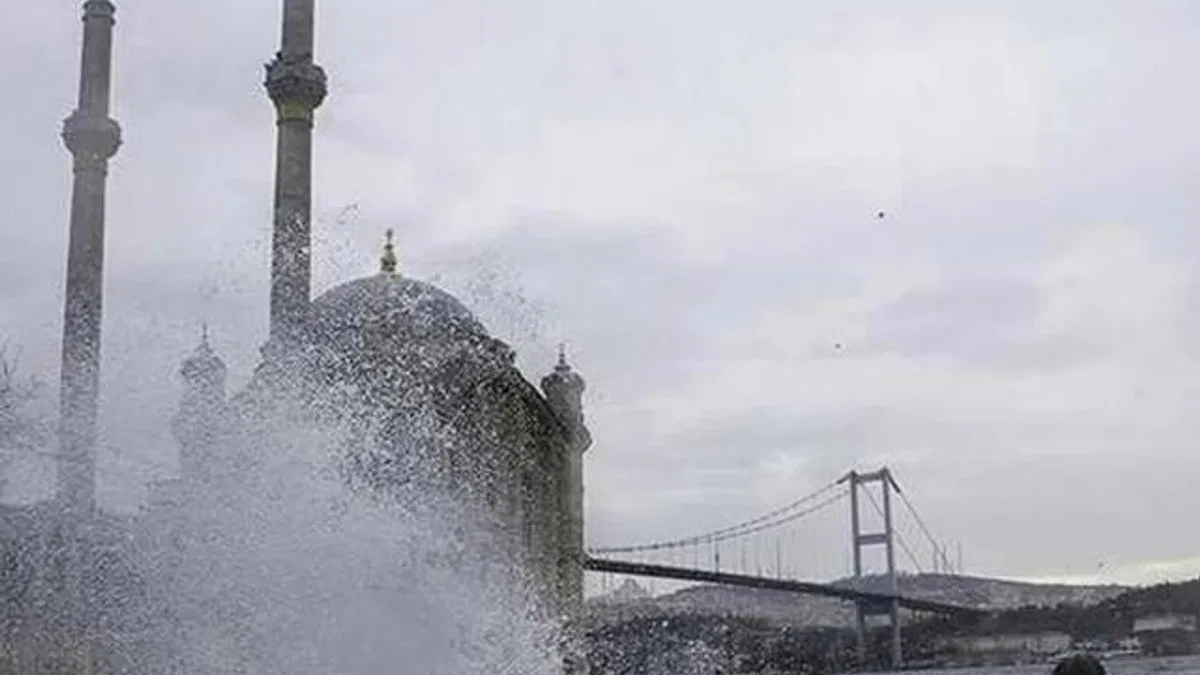 Akdeniz hariç kıyılarda yağış var… Marmara’ya kuvvetli rüzgar uyarısı