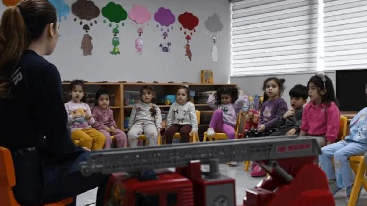 Balıkesir’de öğrenci ve personele yangın eğitimi