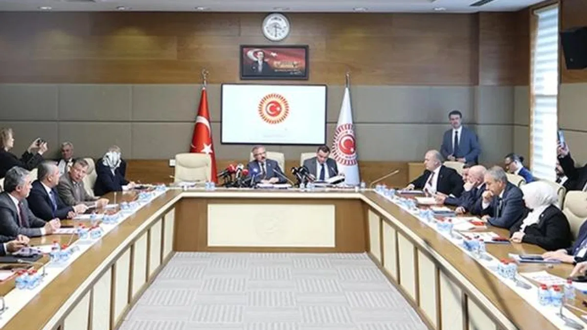 Okul Saldırılarının Nedenlerini Araştırma Komisyonu TBMM’de ilk toplantısını yaptı