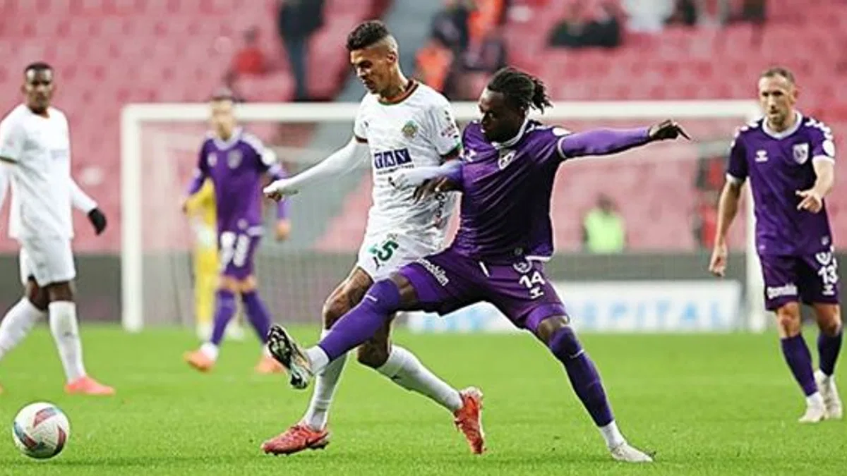 Reeder Samsuspor 1-1 Corendon Alanyaspor (Maç Sonucu) Samsun evinde puan verdi!
