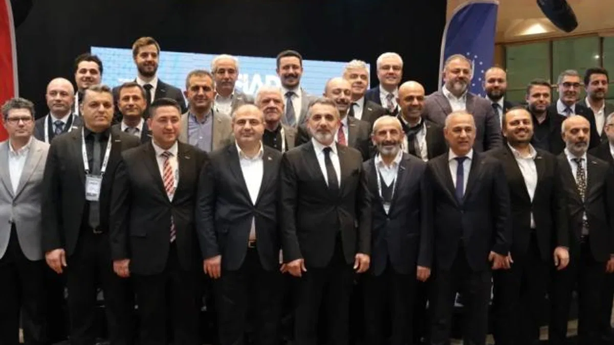 MÜSİAD Bursa Şubesi’nde Başkan Şenocak güven tazeledi