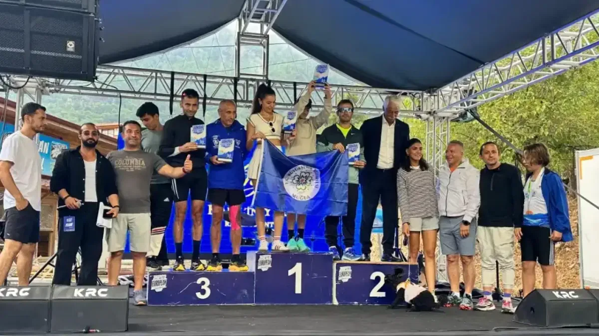 Muğla’daki Gökova run fest koşularında sporcular madalya kazandı