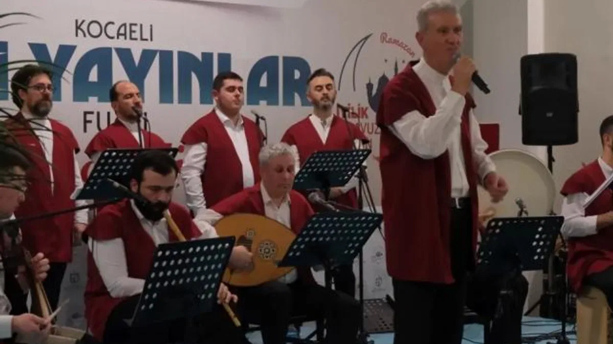 Kocaeli’de kulakların da gönüllerin de pasını sildiler
