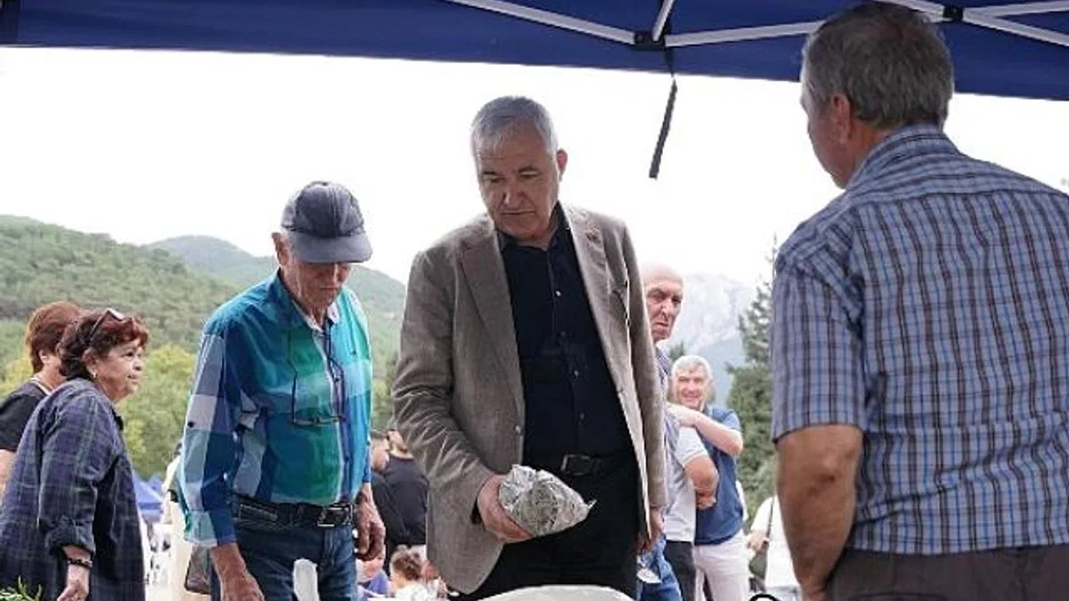 Kemalpaşa’da 9’uncu Dereköy Bal Festivali Gerçekleşti
