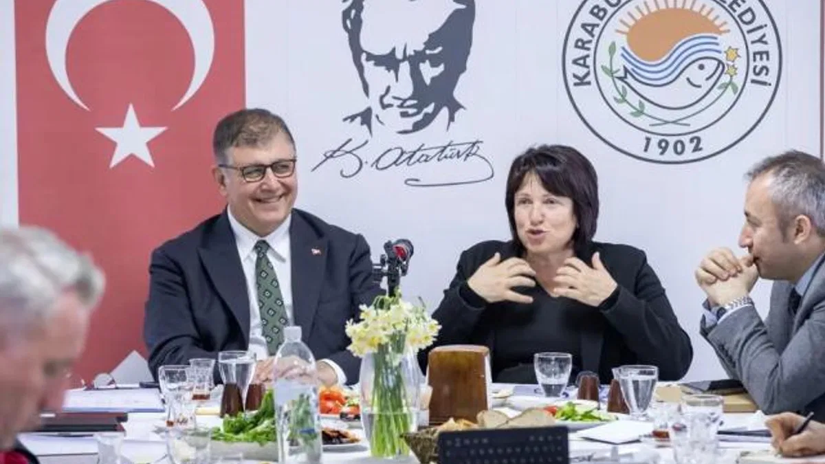 İzmir’de Başkan Tugay koordinasyonu Karaburun’da sürdürdü