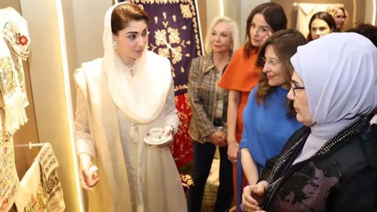 Emine Erdoğan, lider eşleriyle “Anadolu” sergisinde
