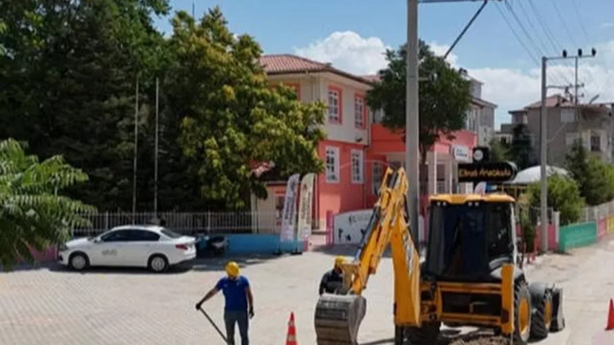 Antalya’da 50 yıllık eski borular yenilendi