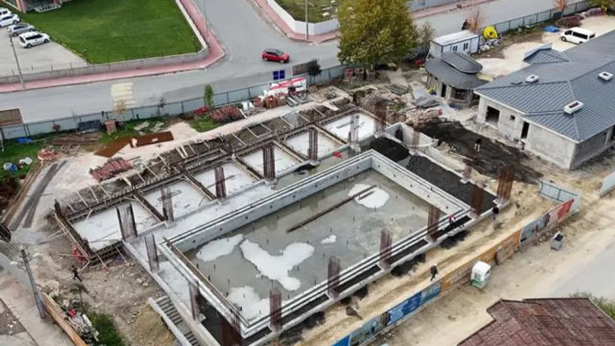 Sakarya Arifiye yüzme havuzu ve gençlik merkezine kavuşuyor