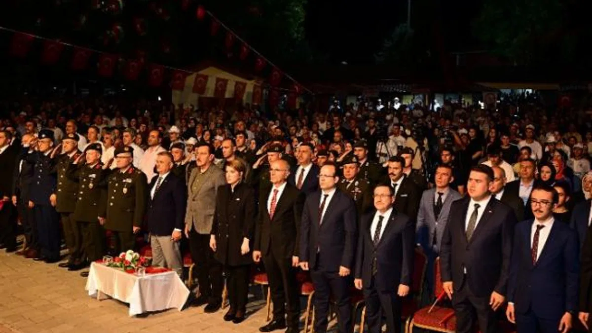 Başkan Er, 15 Temmuz Demokrasi ve Milli Birlik Günü etkinliklerine katıldı