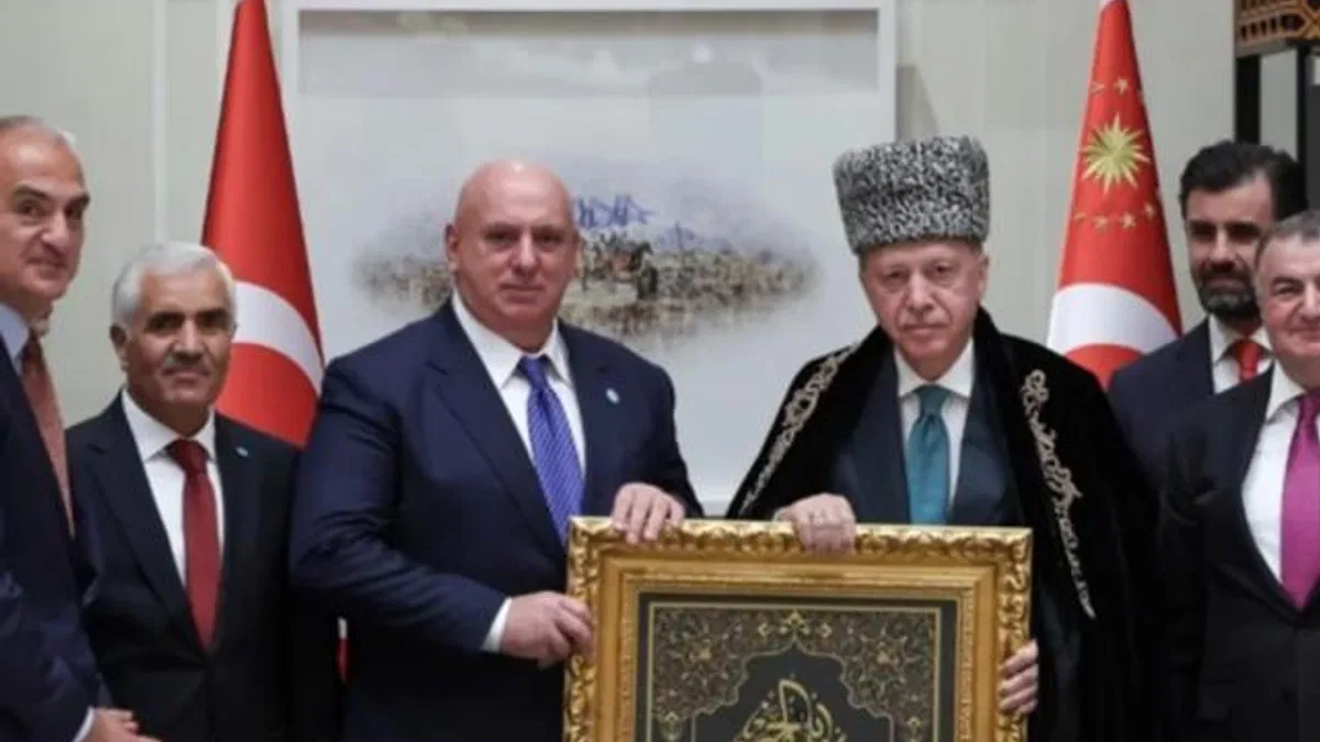 Cumhurbaşkanı Erdoğan, Ahıska Türkleri’ni ağırladı