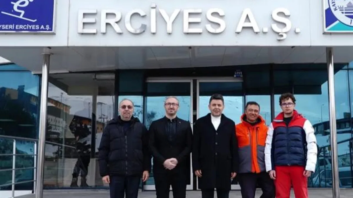 Kayseri’de Ulaştırma Bakan Yardımcısı’na Erciyes sunumu