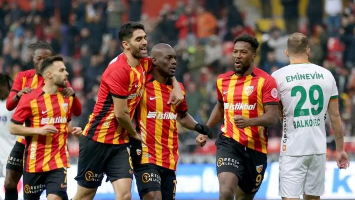 Kayserispor 2-0 Alanyaspor (Maç Sonucu) Kayseri evinde hata yapmadı!
