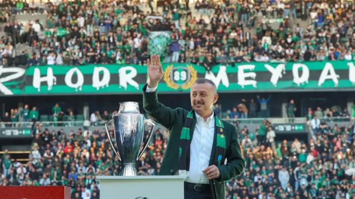 Büyükakın, Kocaelispor’u kutladı