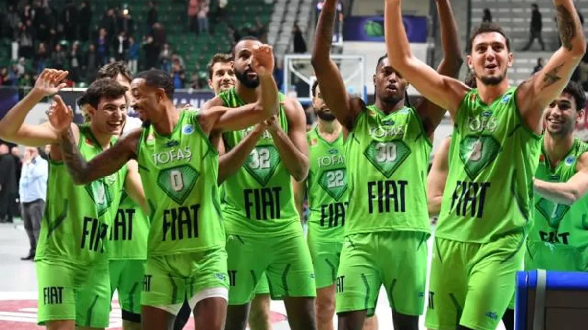 TOFAŞ – Bursaspor ve TOFAŞ – Petrolına AEK Larnaca maçları bı̇letlerı̇ satışta