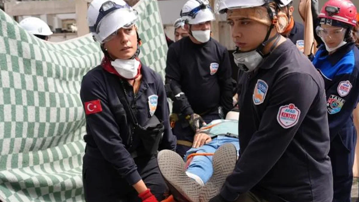 İstanbul Maltepe’de gerçeğini aratmayan tatbikat