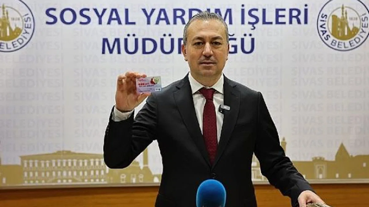Sivas Belediyesi’nden emeklilere aylık 2 bin TL nakit destek