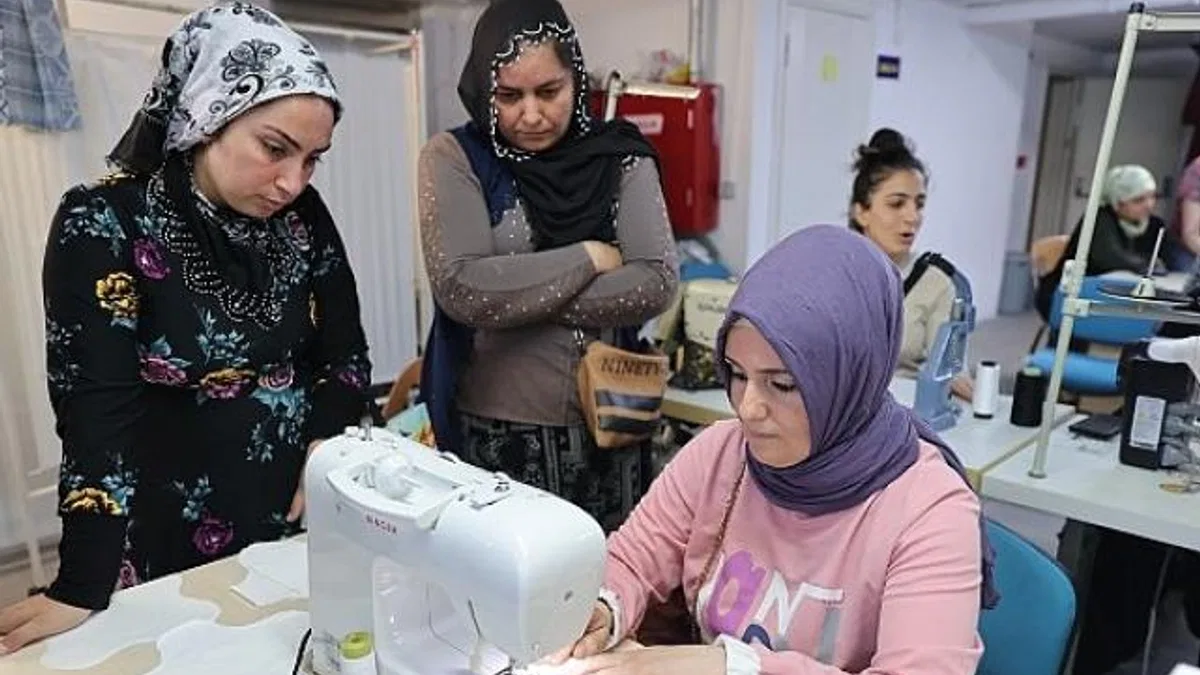 “Adettendir Üretiyoruz” atölyesi Konaklı kadınlarla buluştu