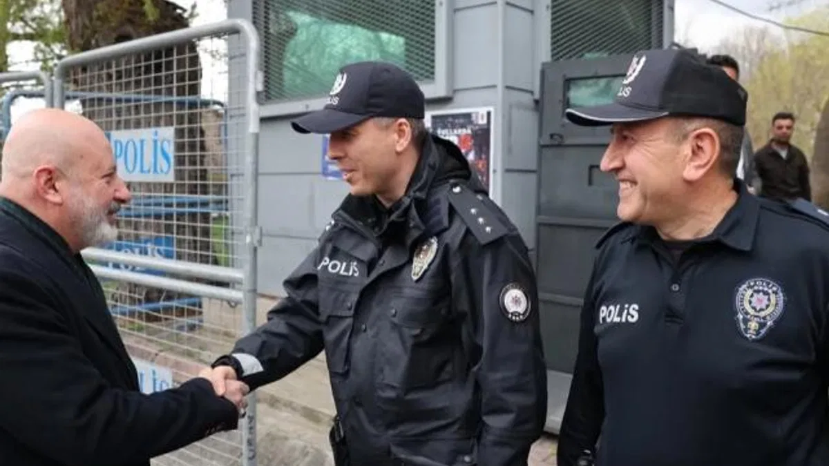 Kayseri Kocasinan’dan polislere anlamlı hediye