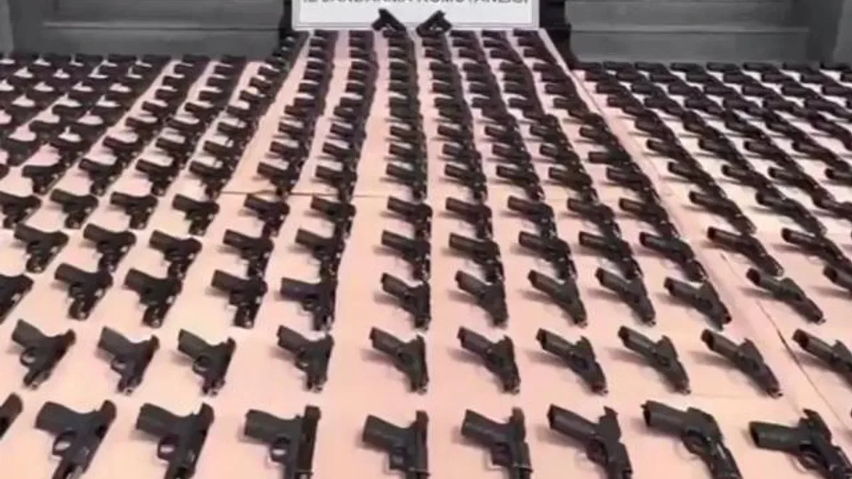 Jandarma’dan dev operasyon… 1.107 ruhsatsız tabanca ele geçirildi