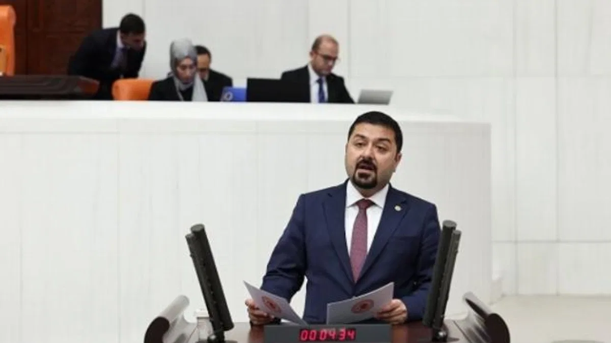 CHP’li Yazgan iktidara yüklendi