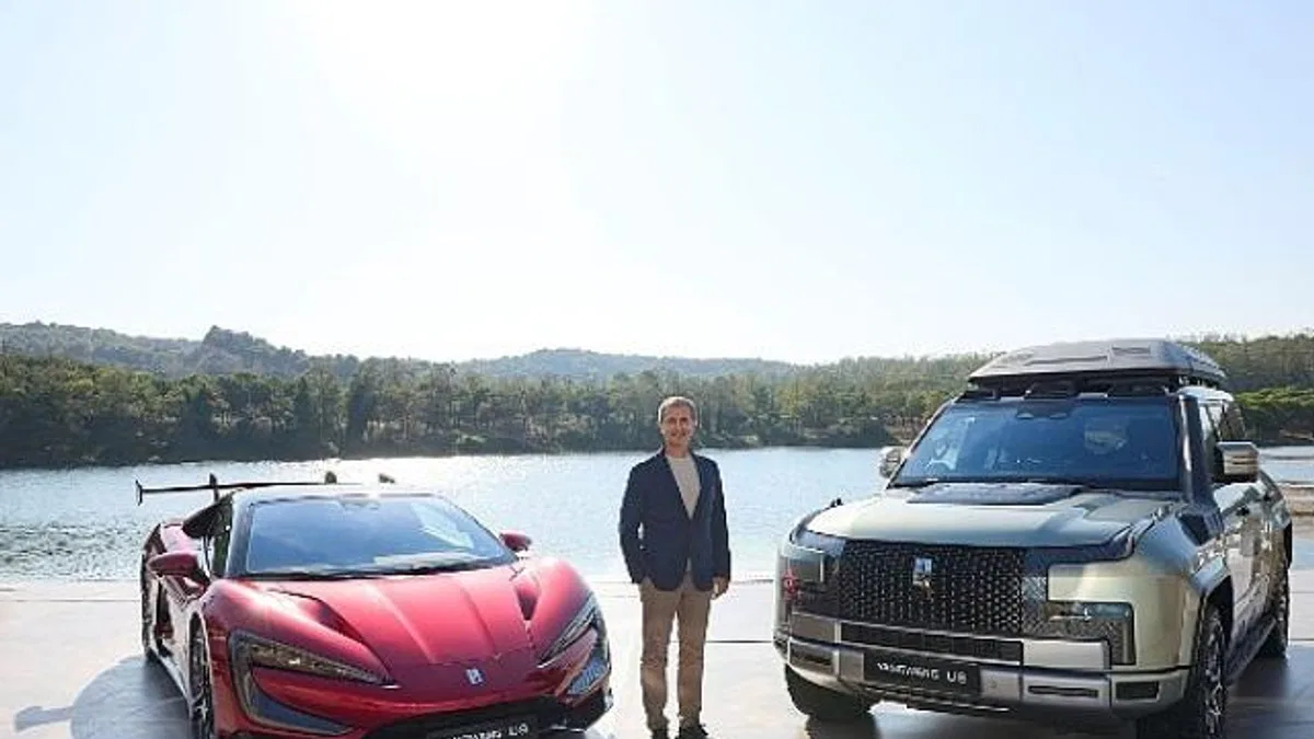 BYD Türkiye, Yüzen, Kendi Etrafında Dönen ve Zıplayabilen Araçlarıyla Türkiye’de Teknoloji Şovu Yaptı