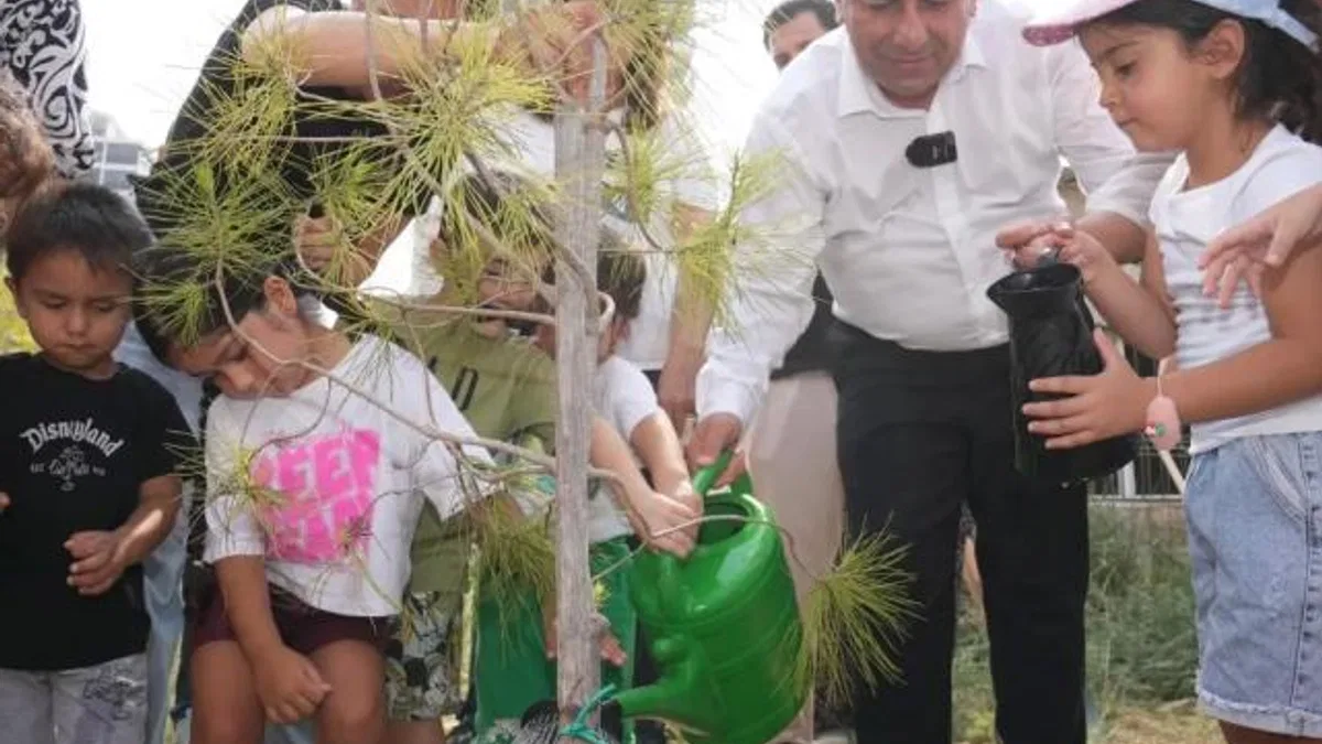 Adana’da gelecek için fidanlar dikildi