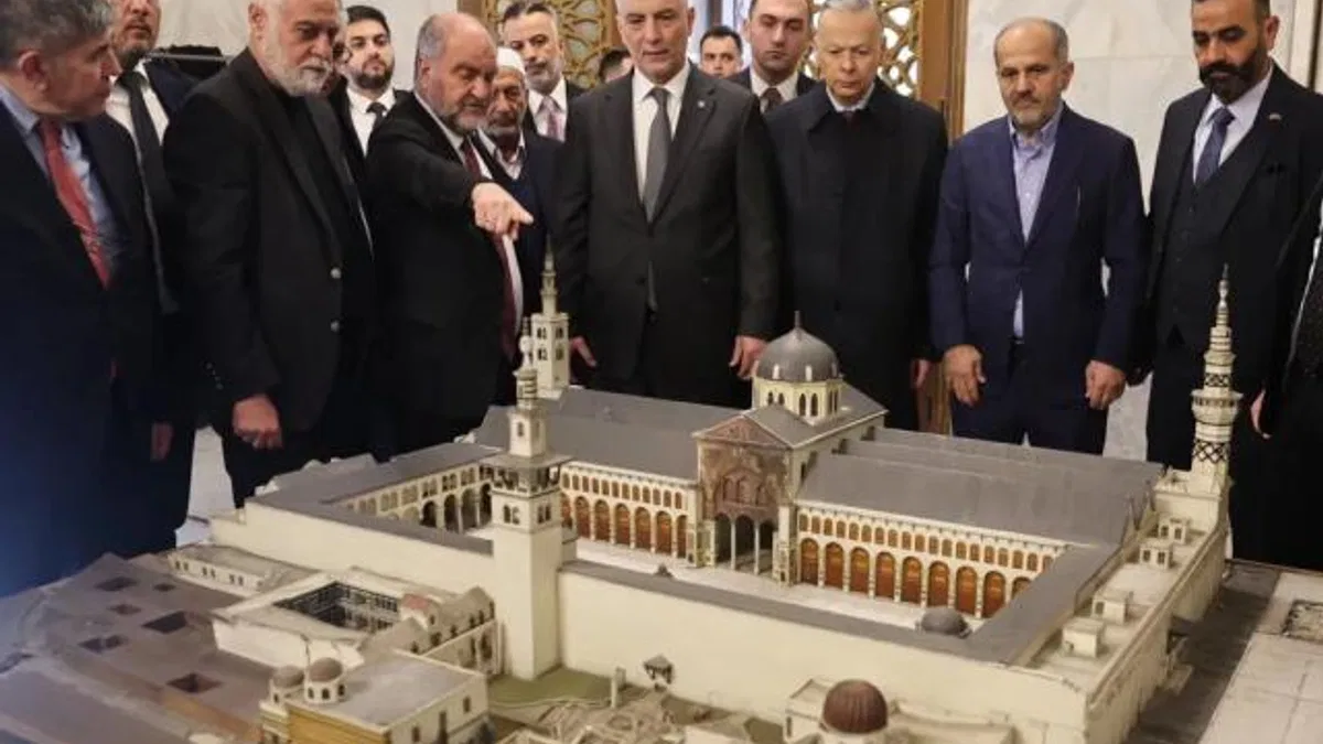 Bakan Bolat’tan Şam’da ikinci gün