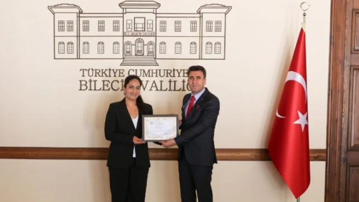 Bilecikli Hale öğretmen fark yarattı