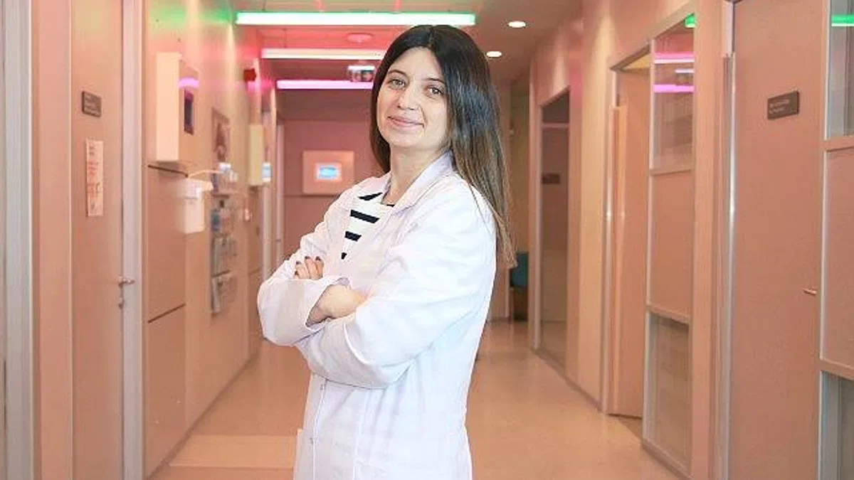 İyi bir ilişki için çiftlerin terapi alması gerekebiliyor! Aşkın, otomatik olarak iyi bir ilişkiyi getireceğinin garantisi yok!