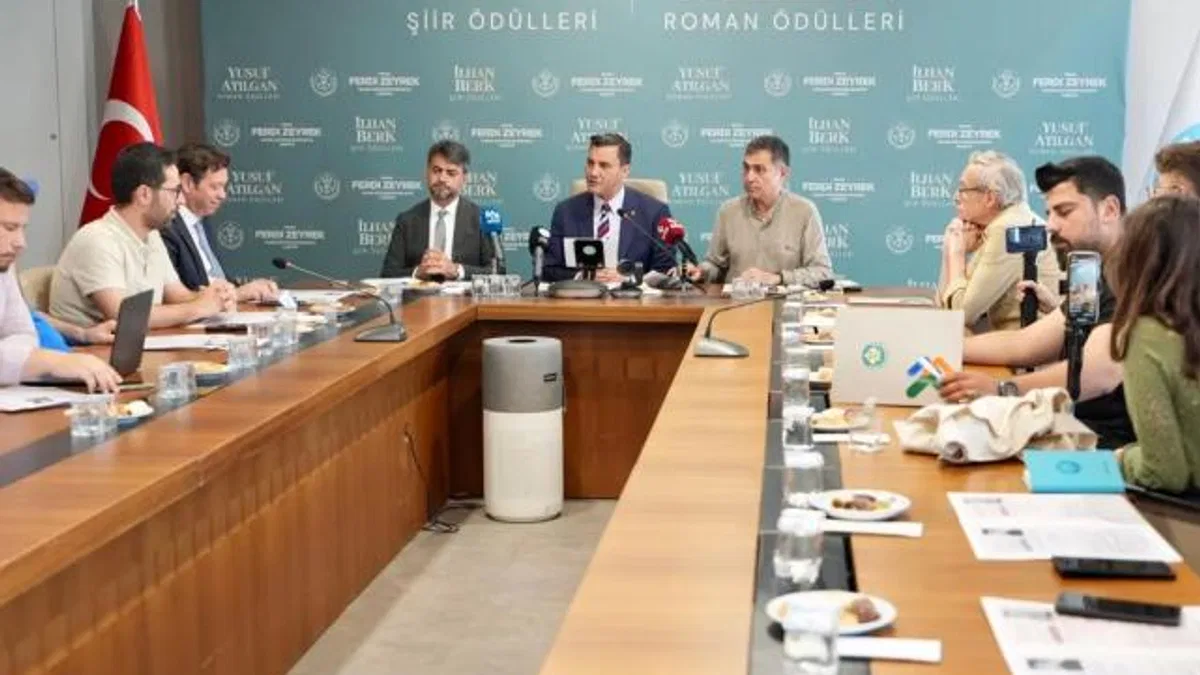 Manisa Büyükşehir’den edebiyata önemli katkı