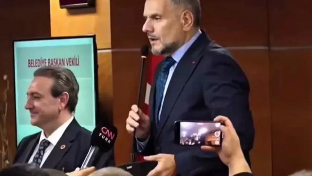İstanbul’da Bayrampaşa Belediye Başkanlığı vekaleten Akın’da