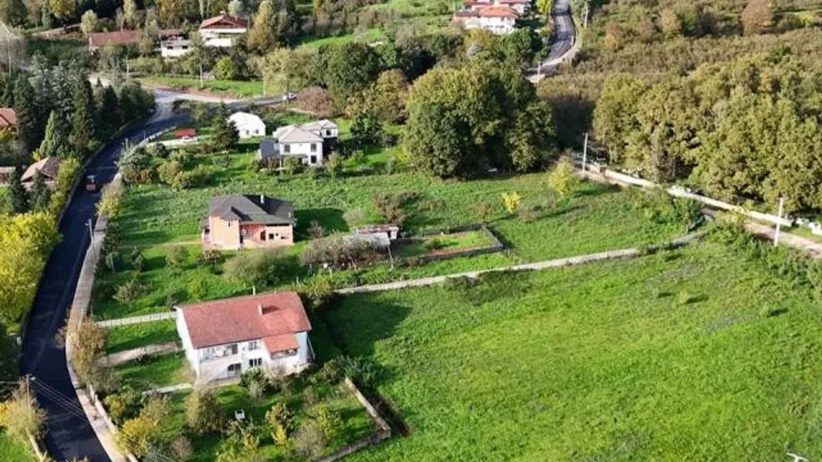 Hendek’te 7,5 kilometrelik hat yenileniyor… YOLBAK yolları tablo gibi işliyor
