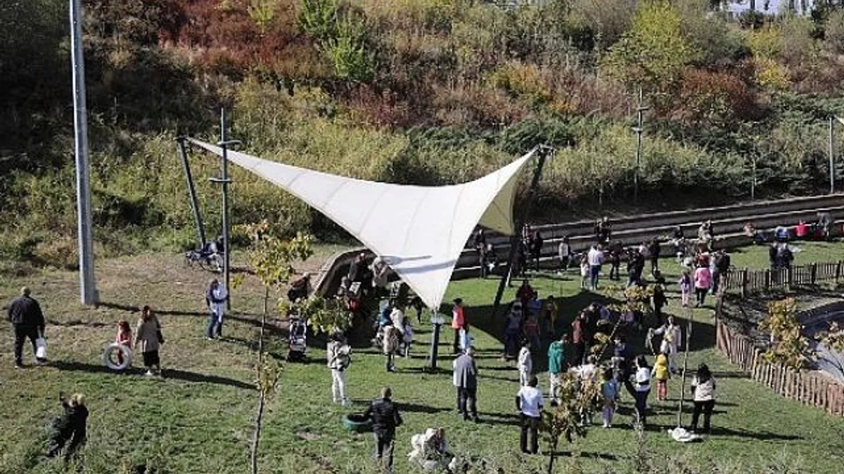 Çocuklar Cin Ali Sokak Oyunları Şenliği’nde Buluştu