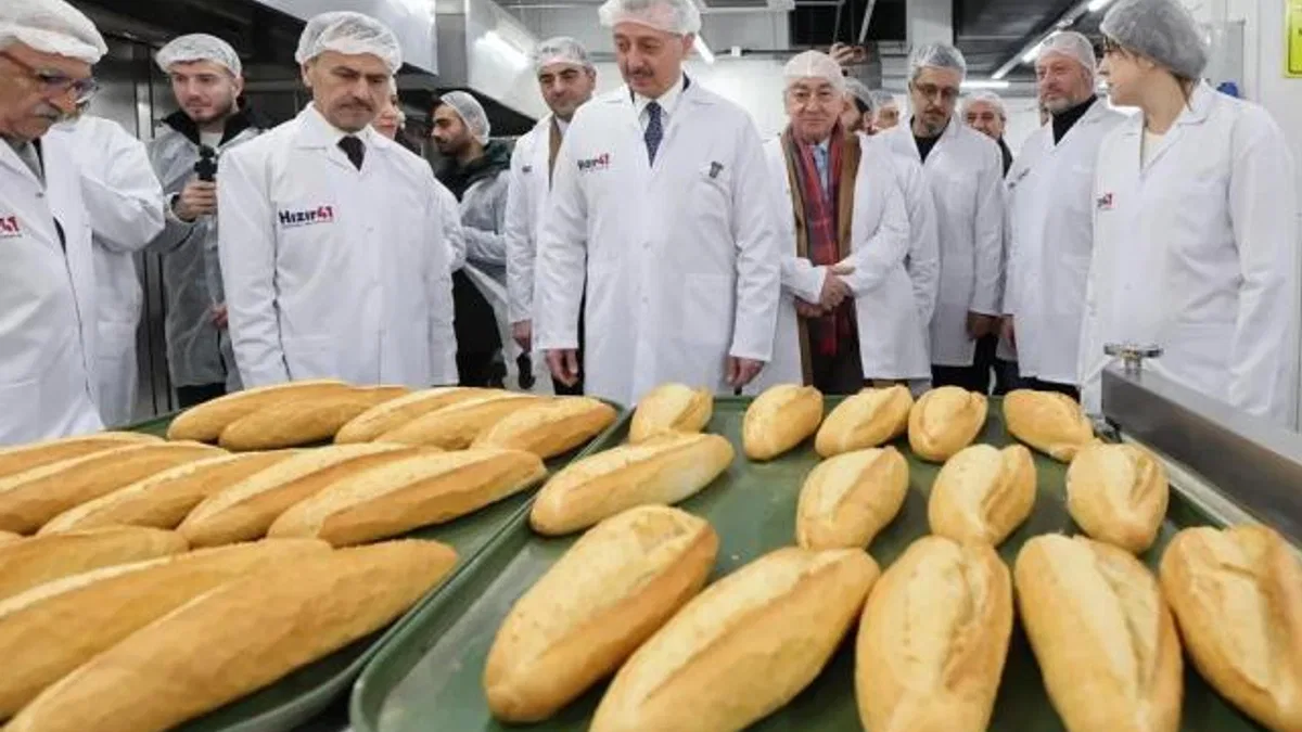 Türkiye’nin en büyük afet mutfağı hizmete alındı: Günde 22 bin ekmek üretebiliyor