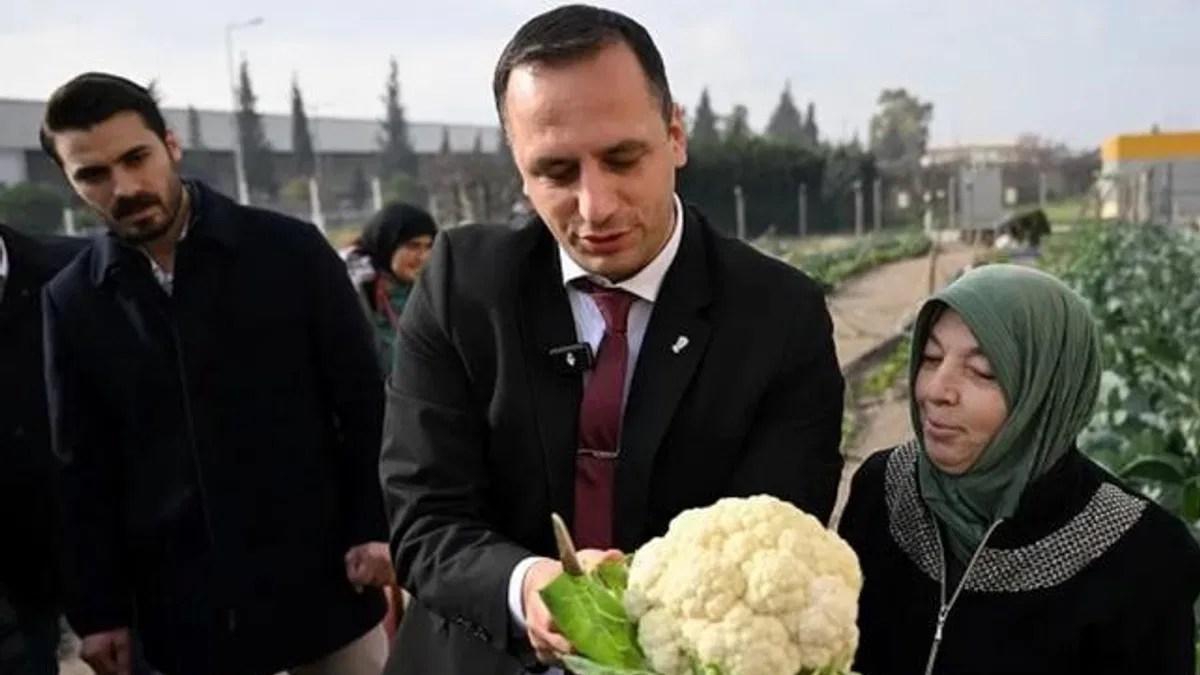 Bornova Kent Bostanı kadınların elinde yeşerdi