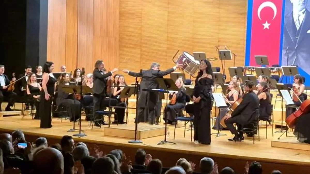 BUSİAD Ata’yı müzikle andı