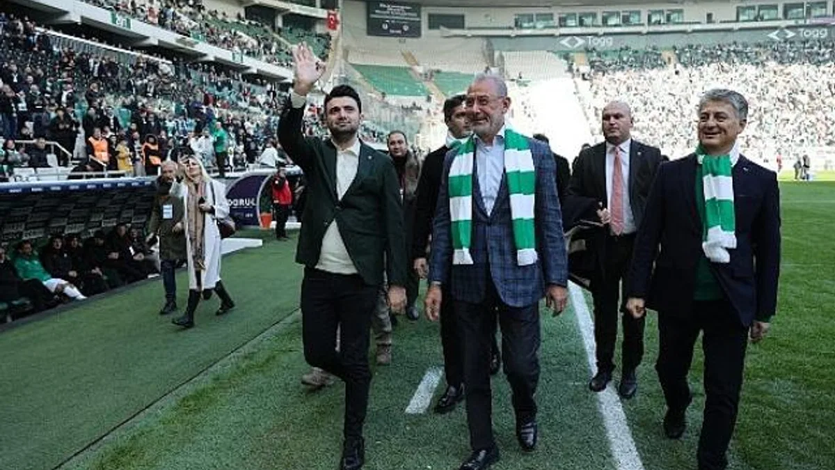 Togg, Bursaspor’un tribün ve şort sponsoru oldu