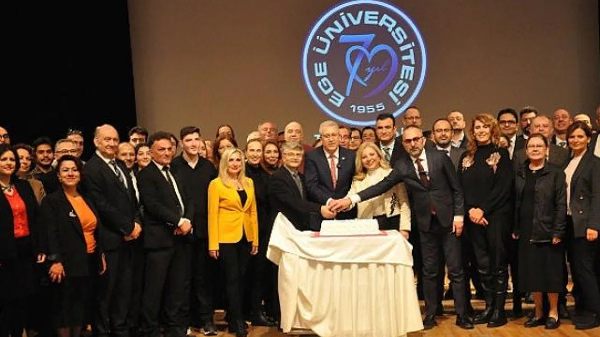 Ege Üniversitesinde 70’inci yıla özel logo tasarlandı