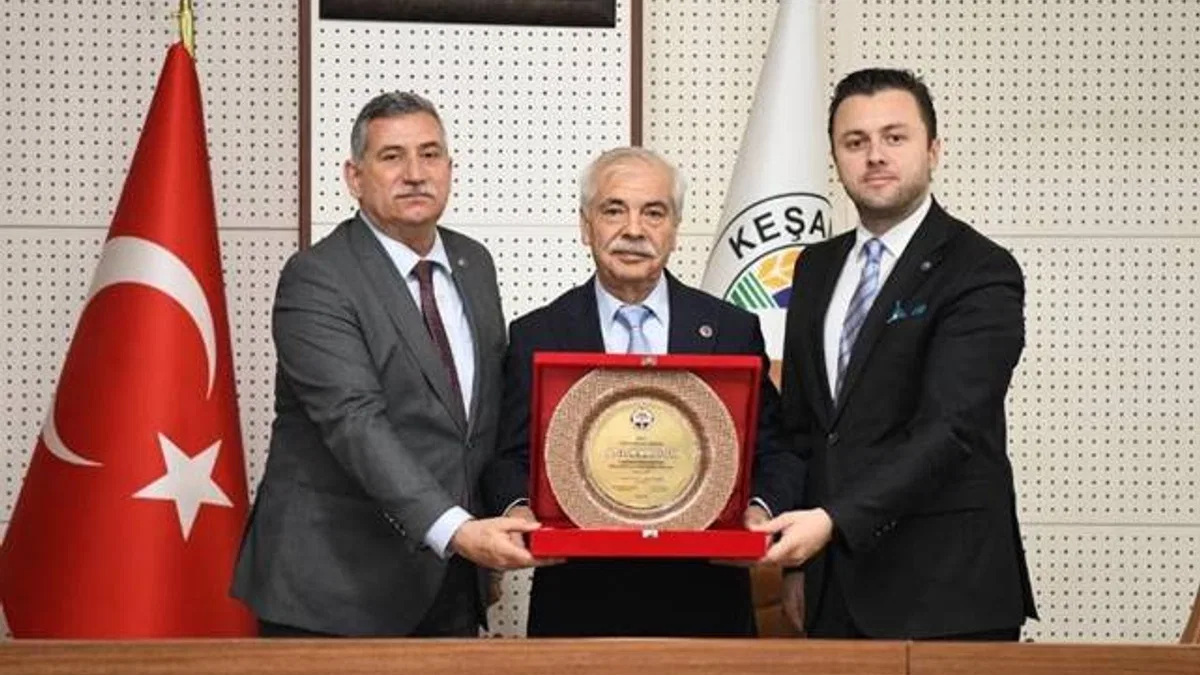 Keşan Ticaret ve Sanayi Odası’ndan Mehmet Özcan’a ziyaret