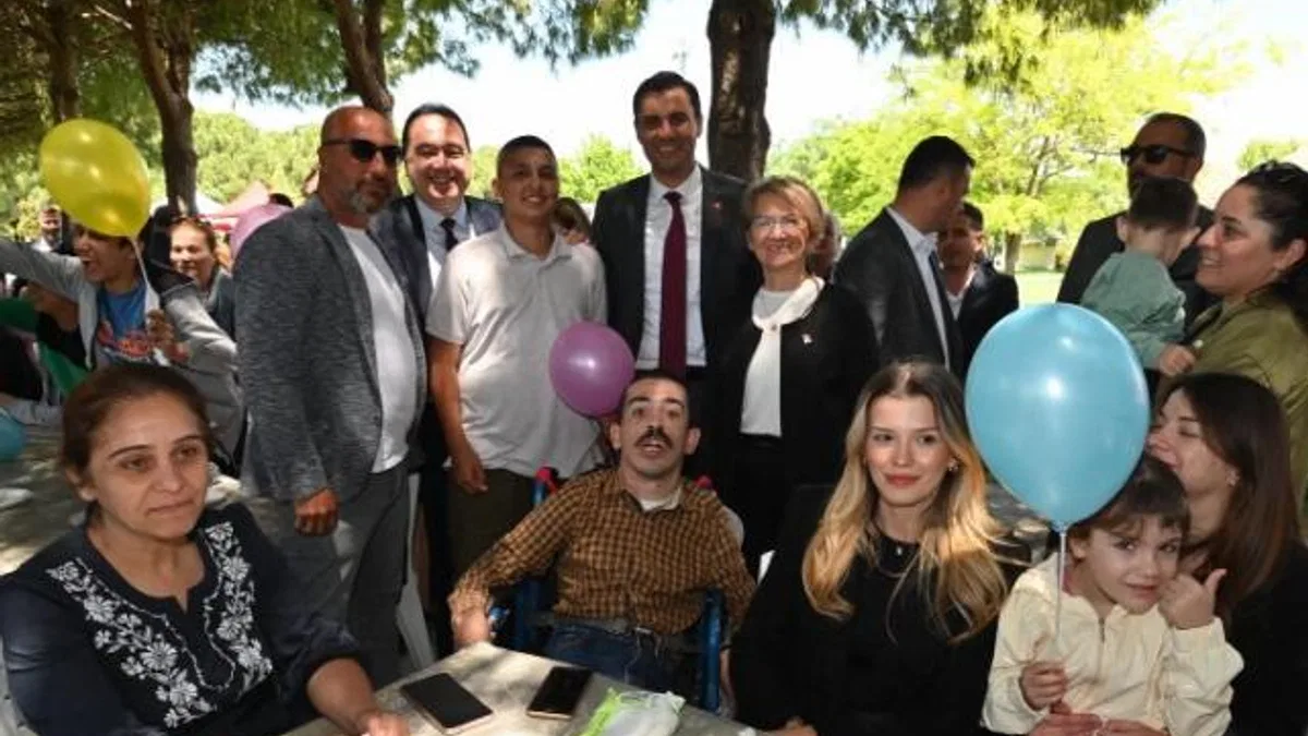 Başkan Zeyrek, ‘Engelsiz kardeşlerimin dertlerine çözüm olmak istiyorum’