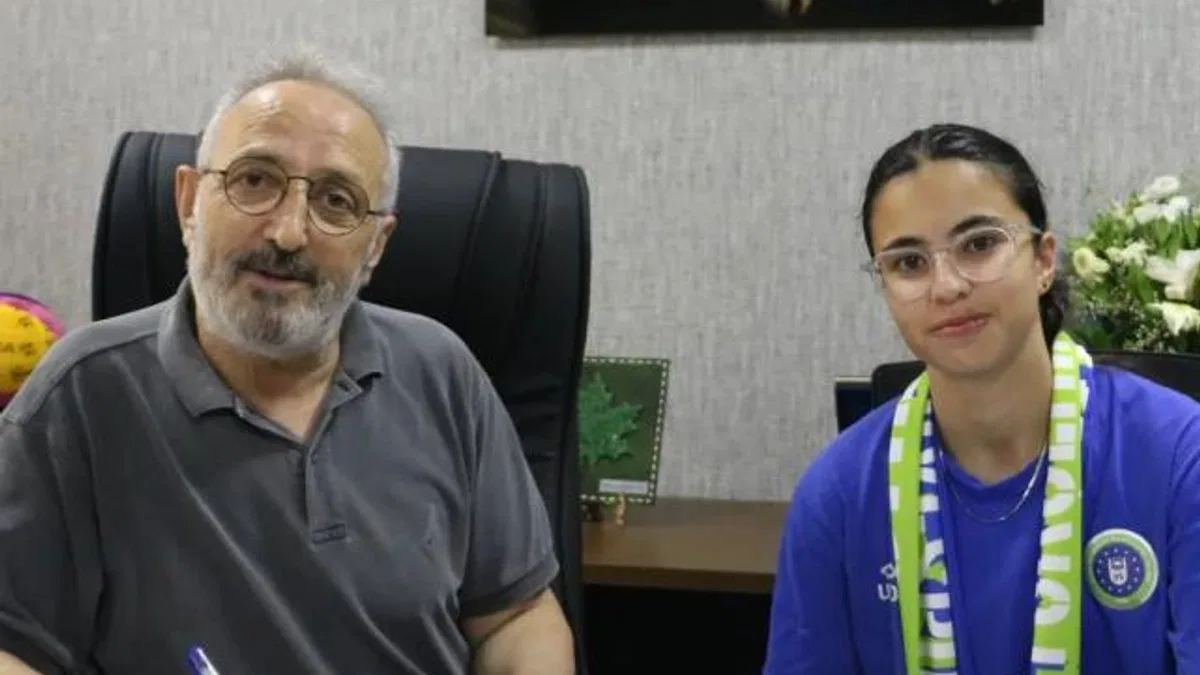Bursa Büyükşehir Belediyespor genç oyuncularını bırakmadı