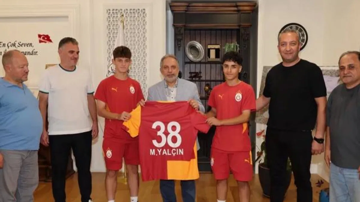 Galatasaray’a transfer olan Talaslı gençten Başkan Yalçın’a ziyaret