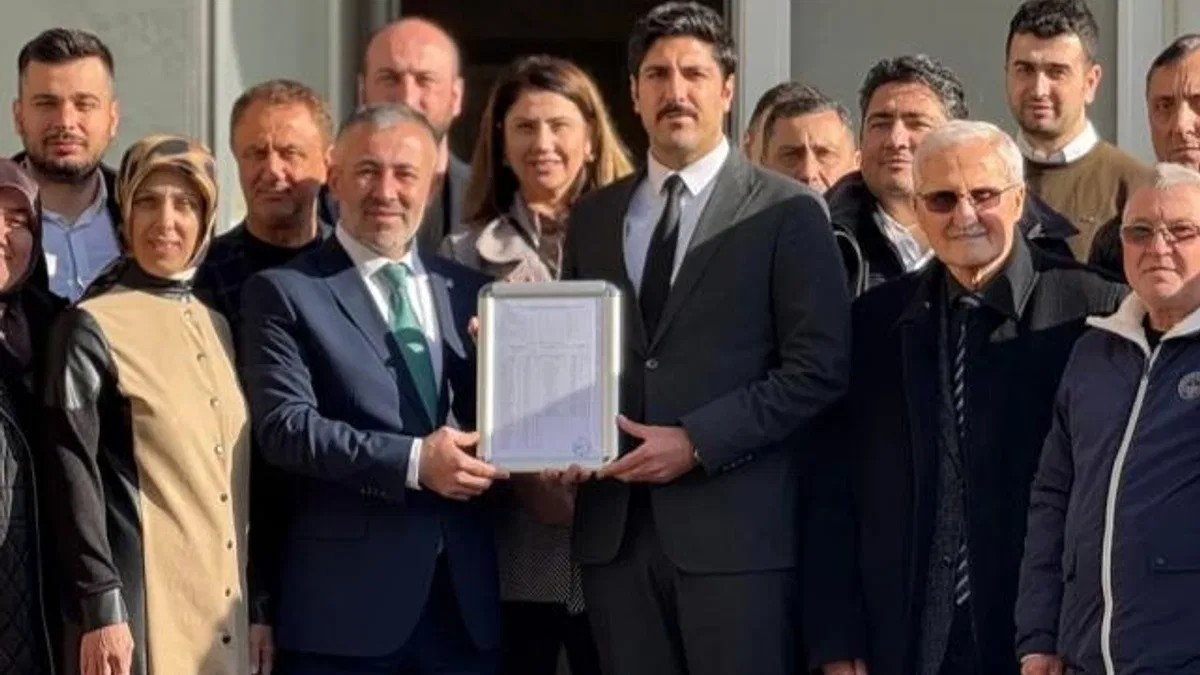 Bilecik’te AK Parti İl Başkanı mazbatasını aldı