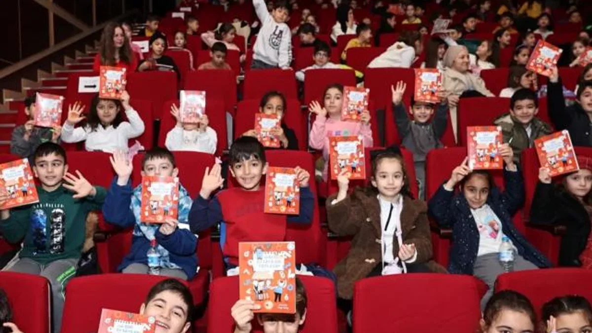 Bursa Nilüfer’de Kitap Söyleşileri’nin son konuğu Burcu Ünsal oldu.