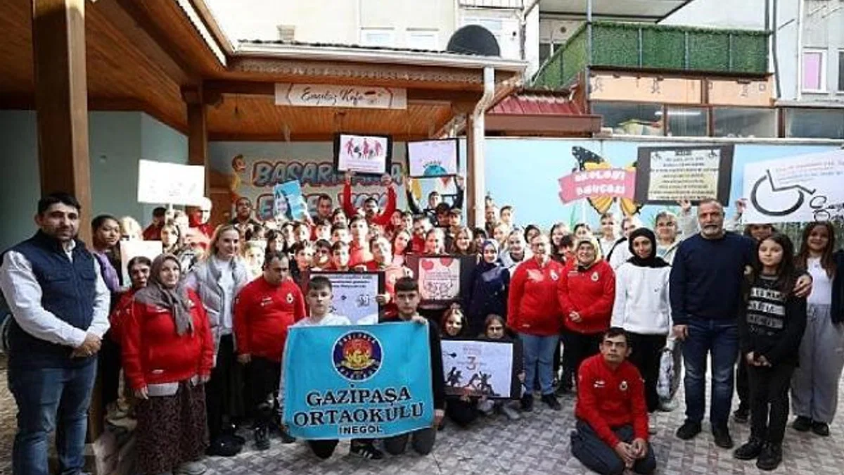 Engelsiz Yaşam Merkezine Sürpriz Ziyaret