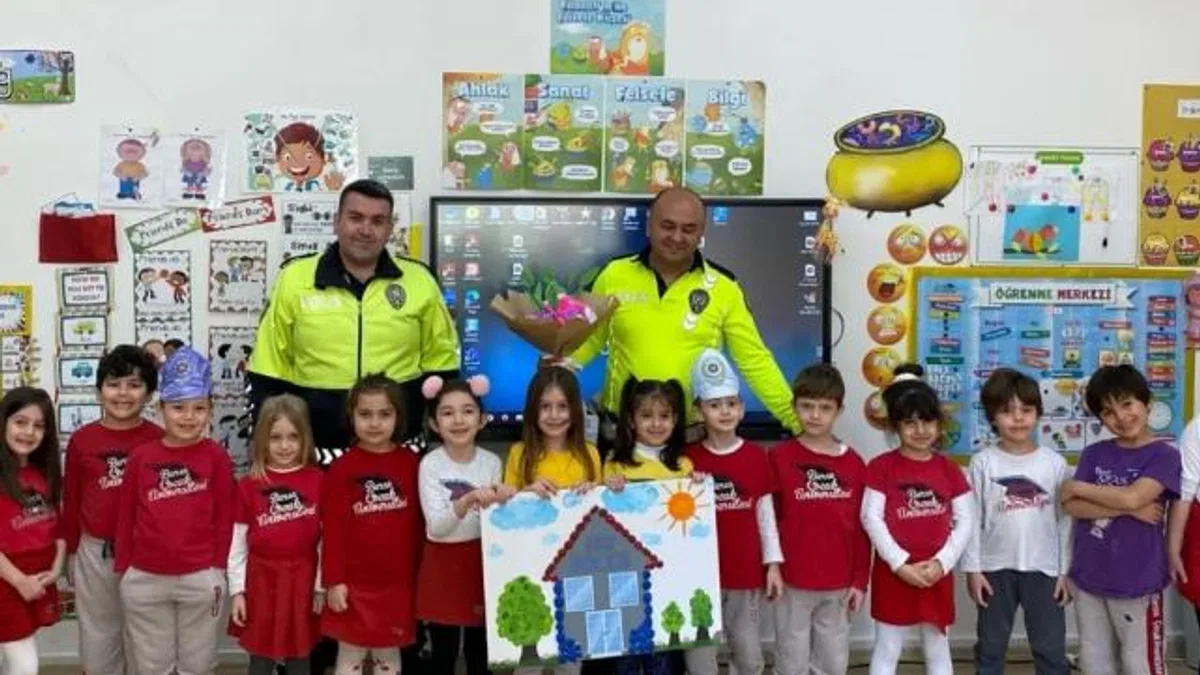 Bursa Gemlik’te miniklere trafik bilinci aşılandı