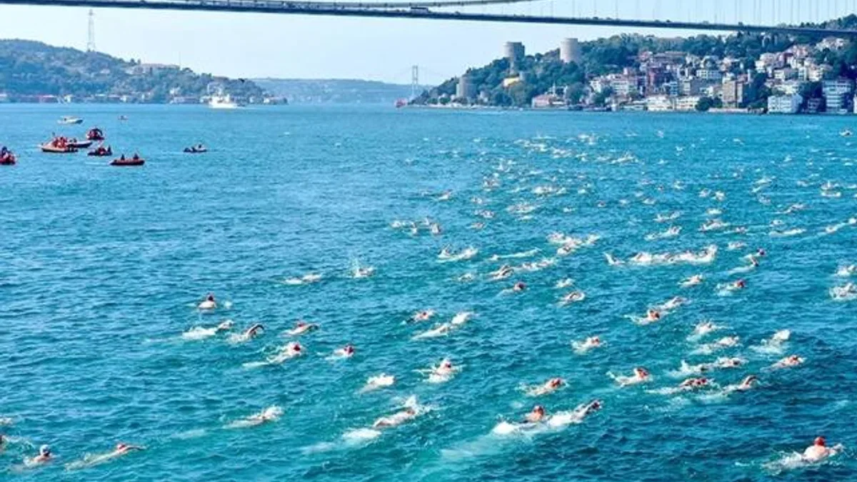 Kıtalararası tek yüzme yarışına İstanbul Büyükşehir’den tam destek