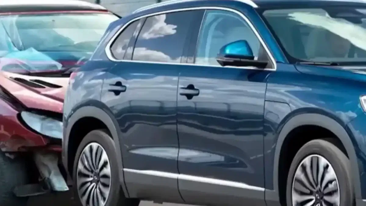 Trafik kazası geçirenleri hedef alan şebekeye darbe! Veri skandalında 253 bin kişiden vekâlet alındı!