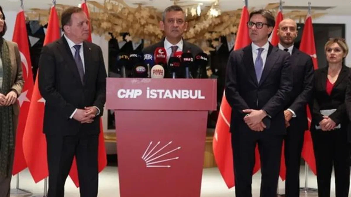 Özgür Özel: “Sütte leke var bizim başkanlarımızda yok”