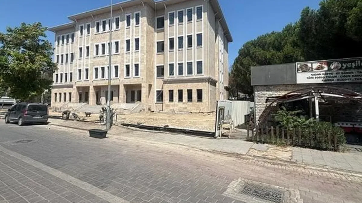 Manisa Saruhanlı’ya yeni hükümet konaği